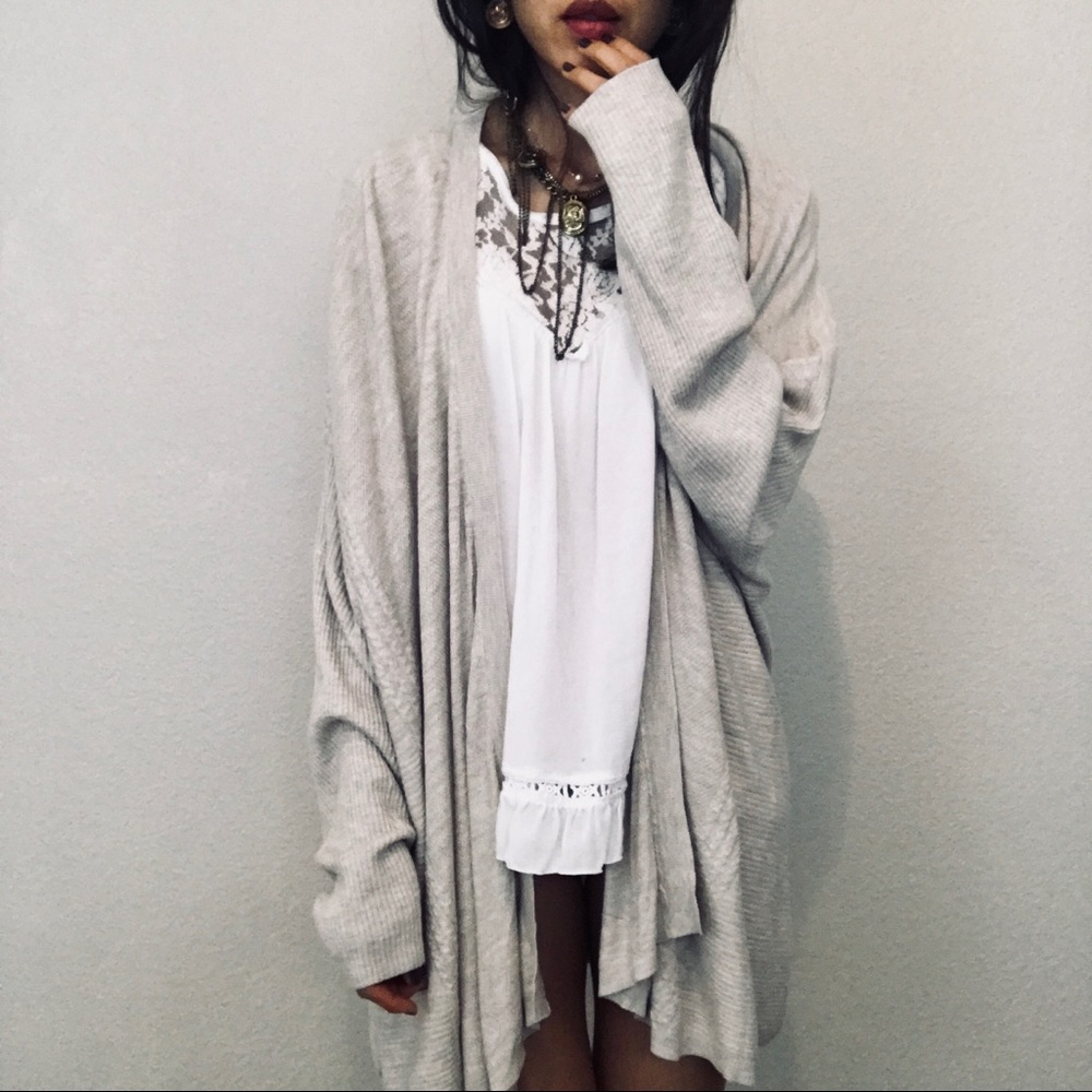 Brand new baggy thin knit cardigan - Picture 5 of 8